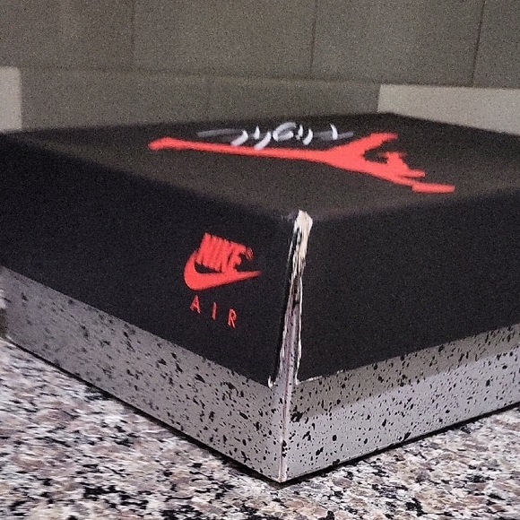 Jordan 4 Retro Military Blue - Picture 9 of 9